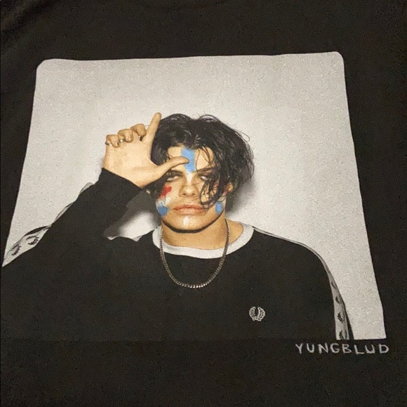 yungblud loner shirt
